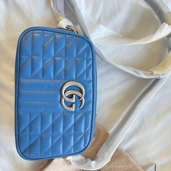 Gucci GG Marmont Quilted Shoulder Bag - Picture 5 of 14
